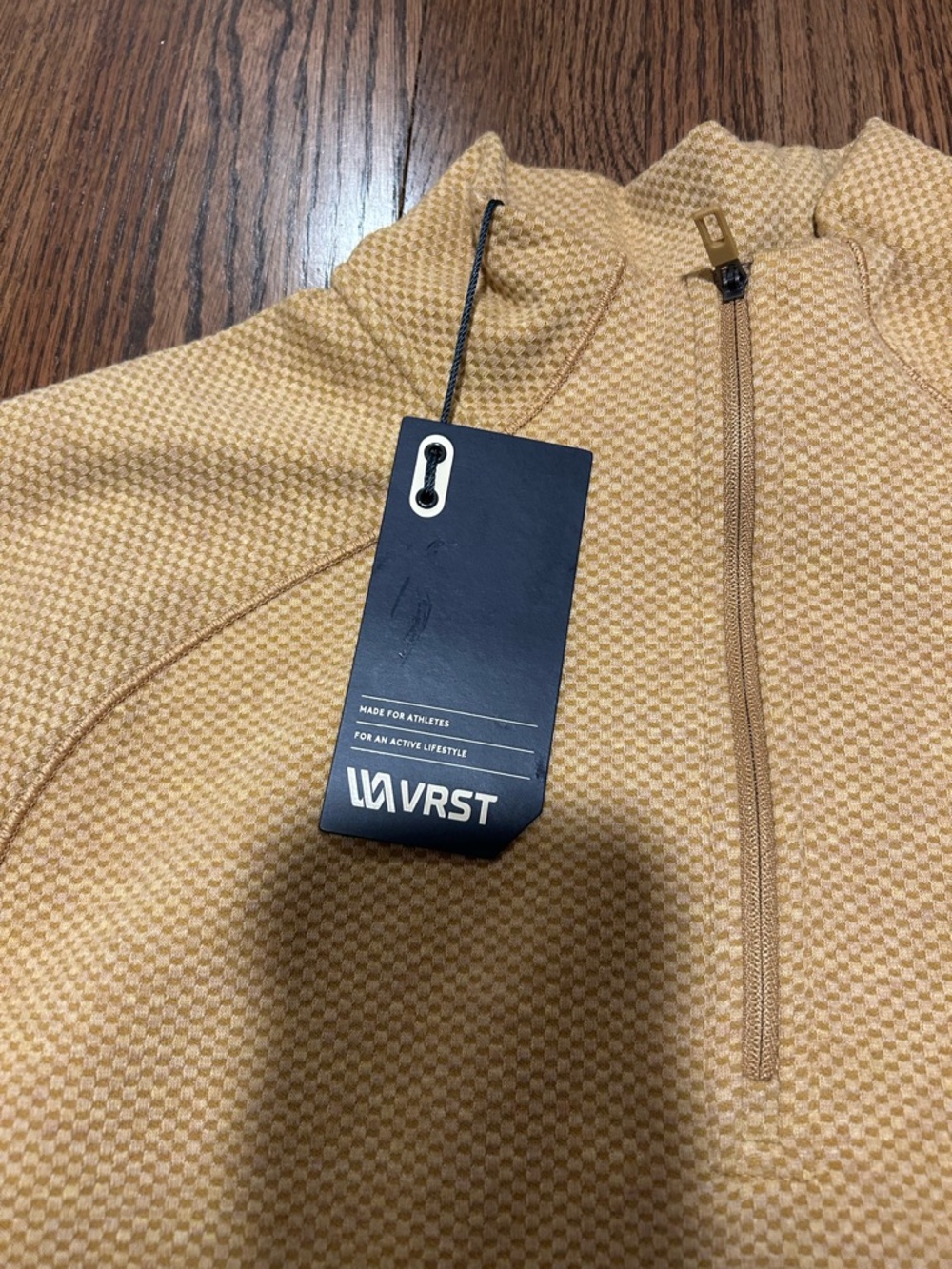 VRST Recharge 1/4 Zip Pullover Mens Small Neutral Color Athletic Top NWT - Picture 4 of 7